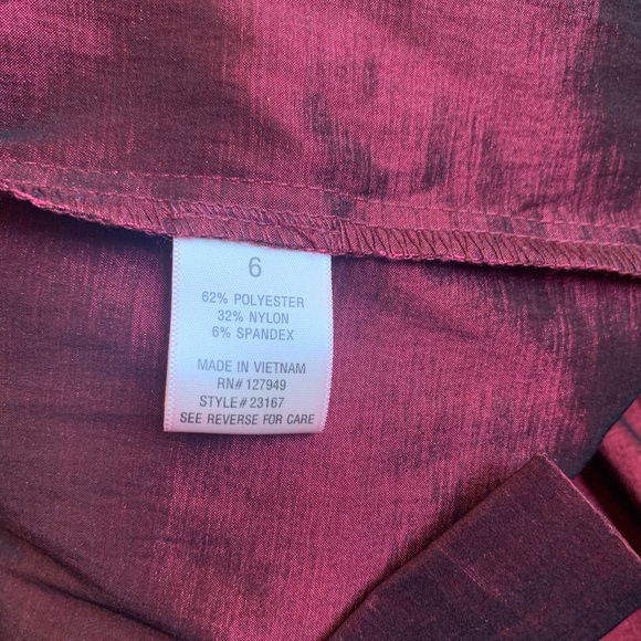 Dress - Picture 4 of 4